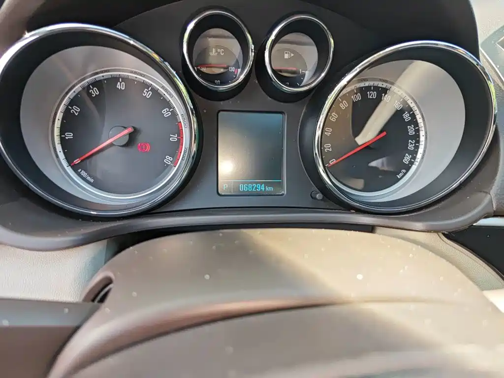 Buick Regal — миниатюра 8