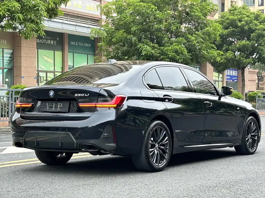 BMW 3 Series — миниатюра 4