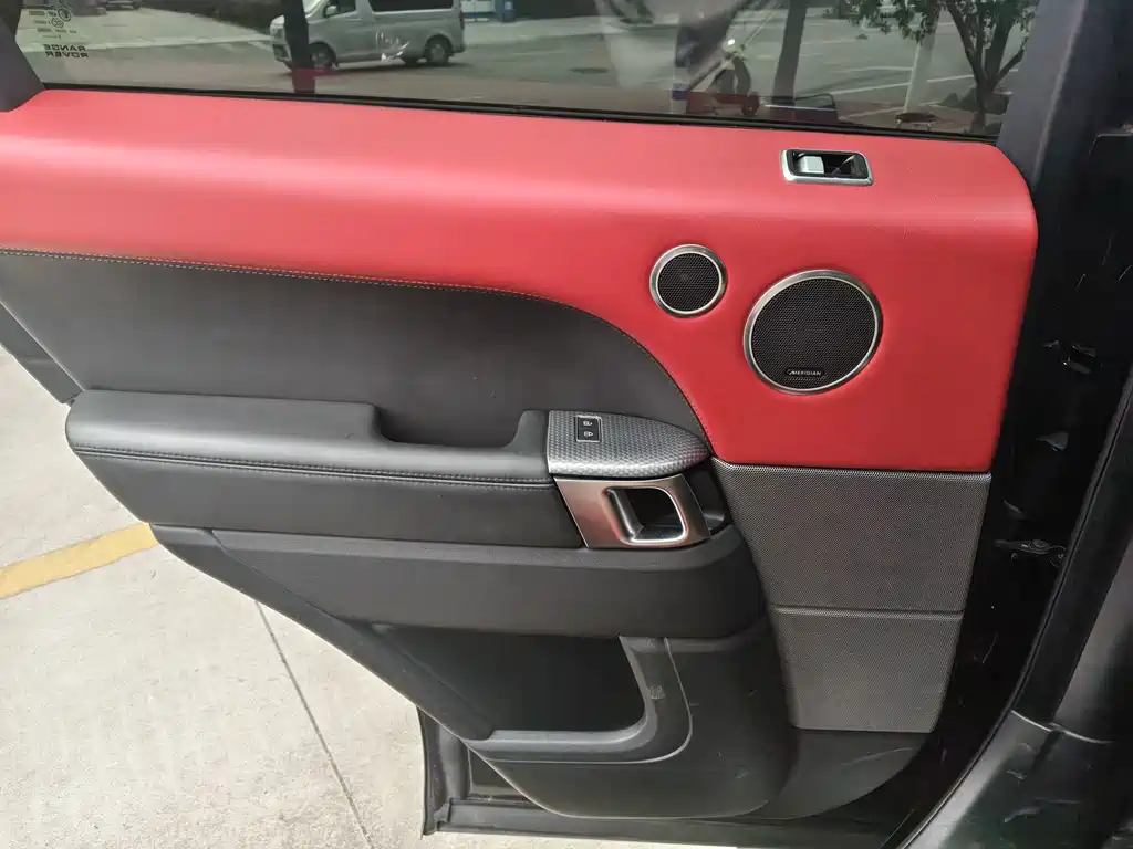 Land Rover Sport — миниатюра 20