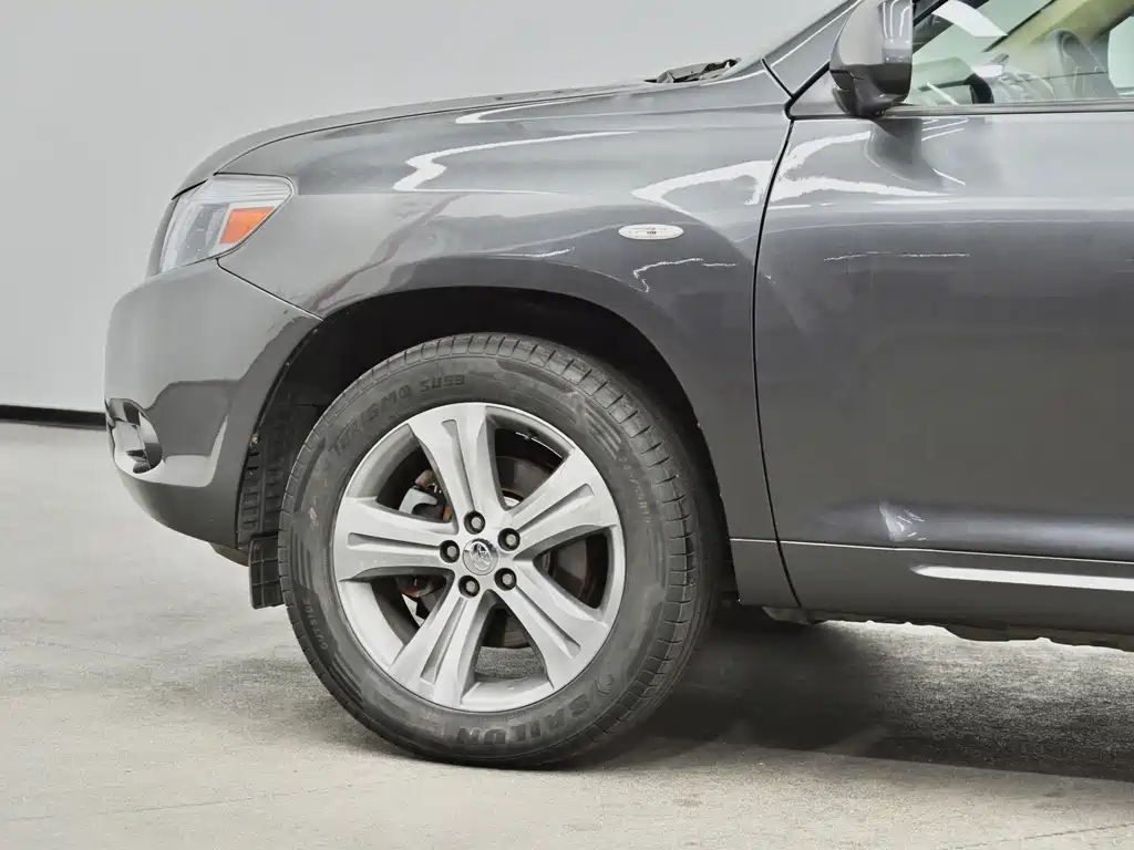 Toyota Highlander — миниатюра 27