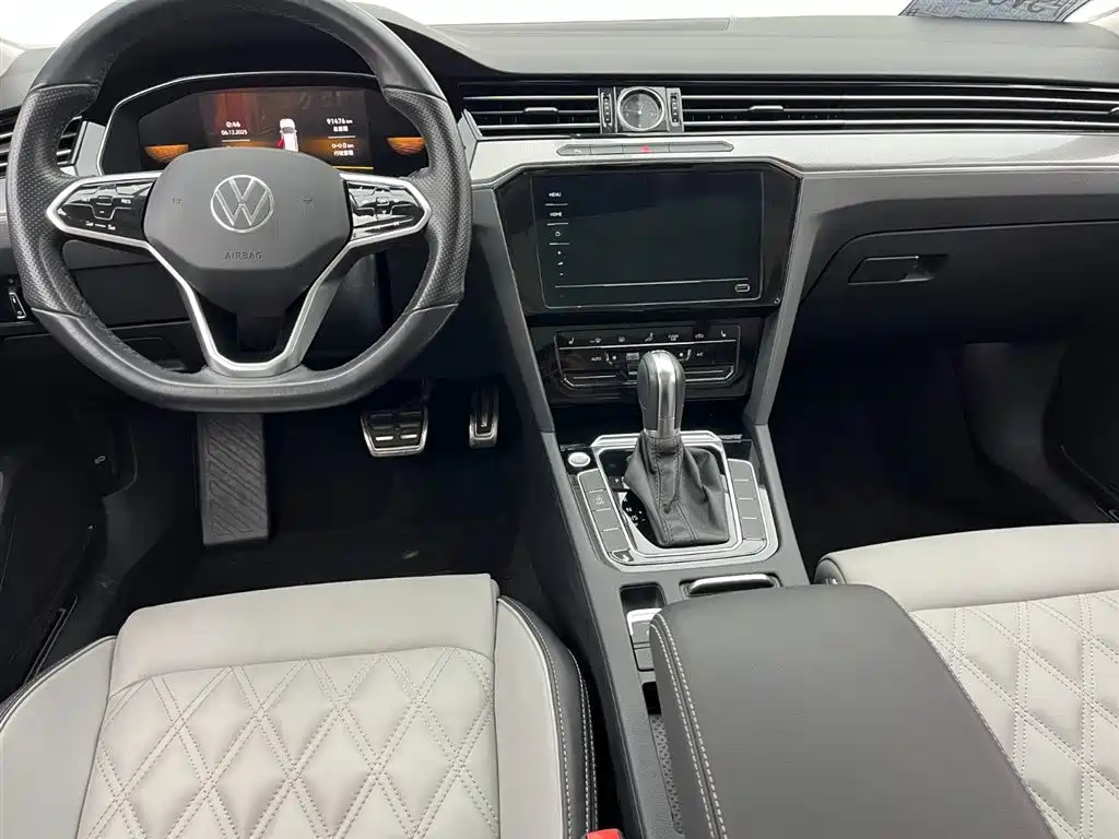 Volkswagen Magotan 2023 200 330TSI DSG Lead
