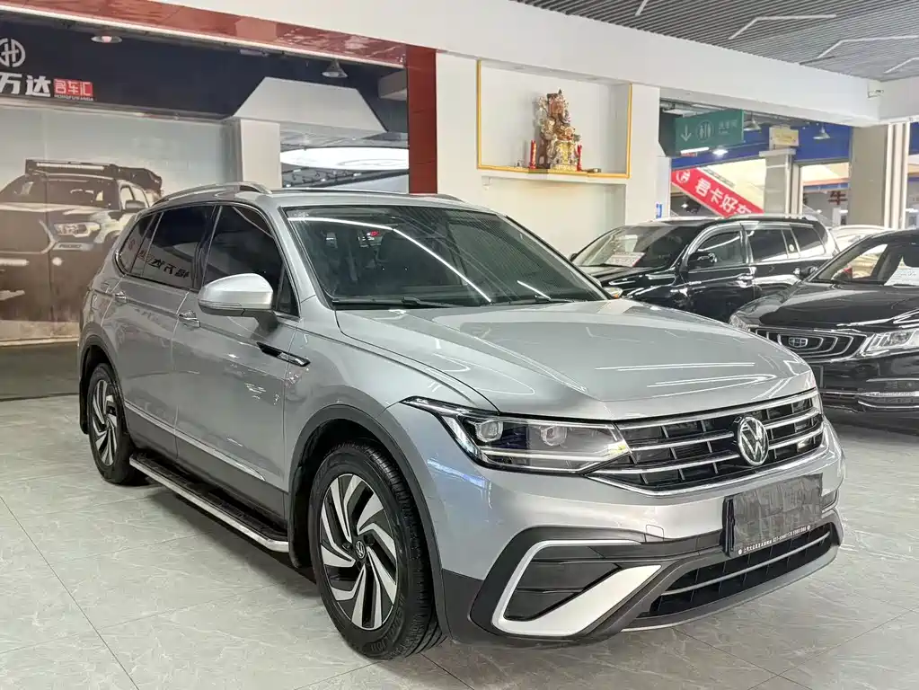 Volkswagen Tiguan L 2021