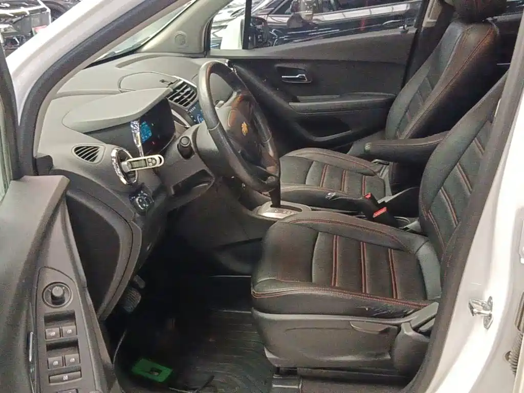 Chevrolet Trax — миниатюра 15