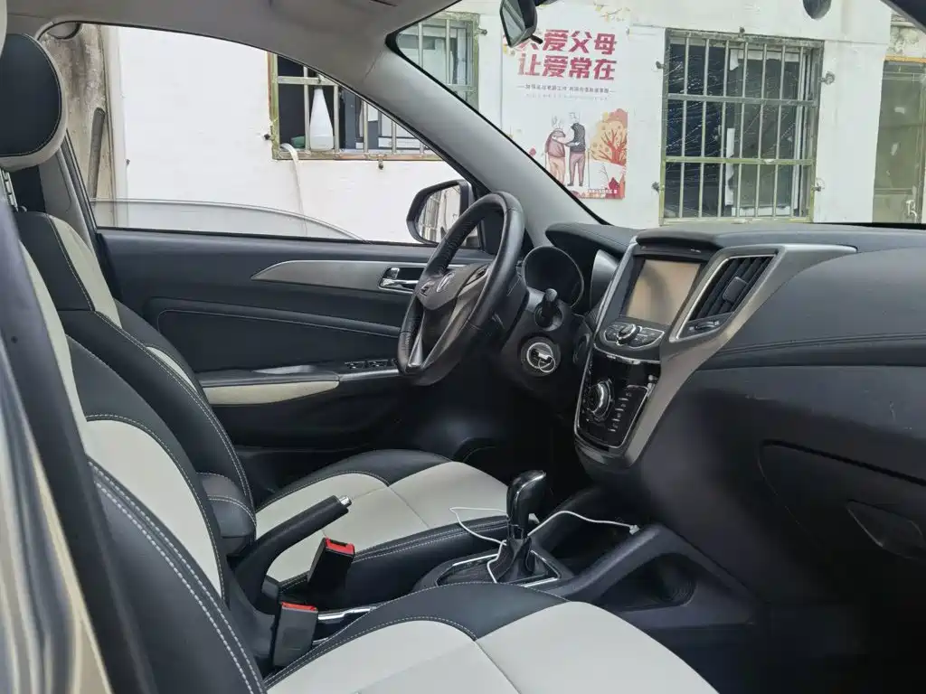Changan CS35 — миниатюра 13