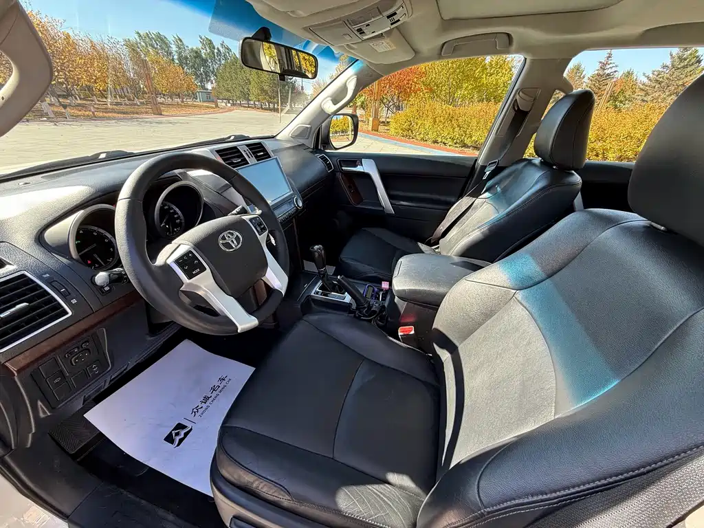 Toyota Prado — миниатюра 4