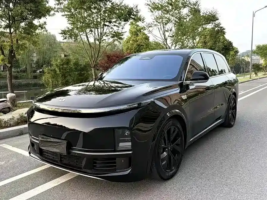 Li Auto Li L8 2023