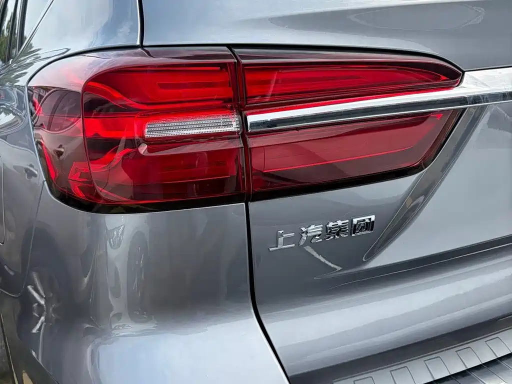 Roewe RX8 — миниатюра 16