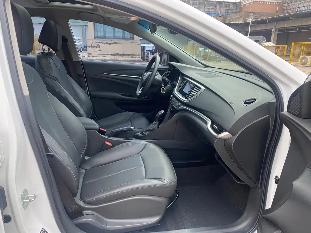 Buick Excelle — миниатюра 13