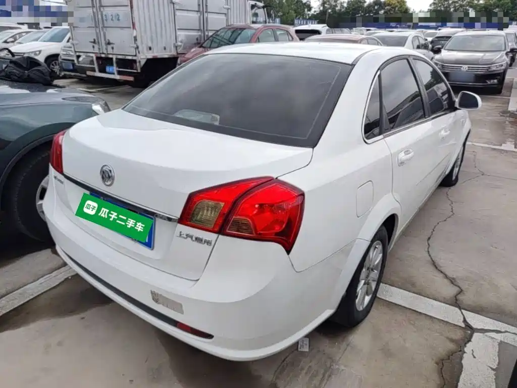 Buick Excelle — миниатюра 7