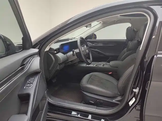 Ford Mondeo — миниатюра 12