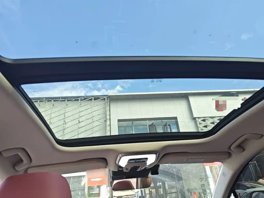 Hongqi Hongqi H5 — миниатюра 18