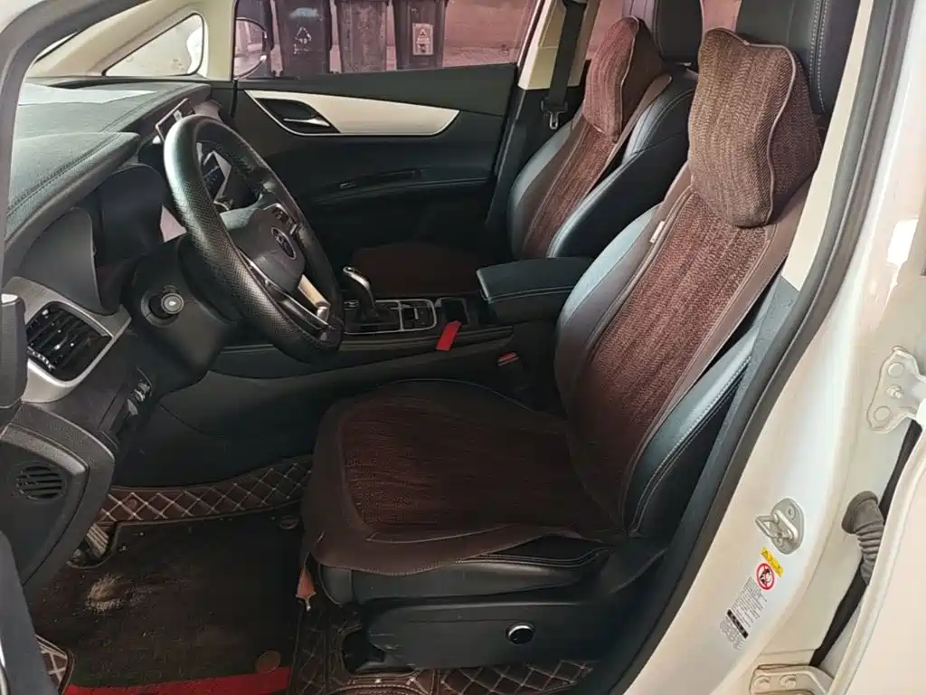 BYD MAX — миниатюра 15