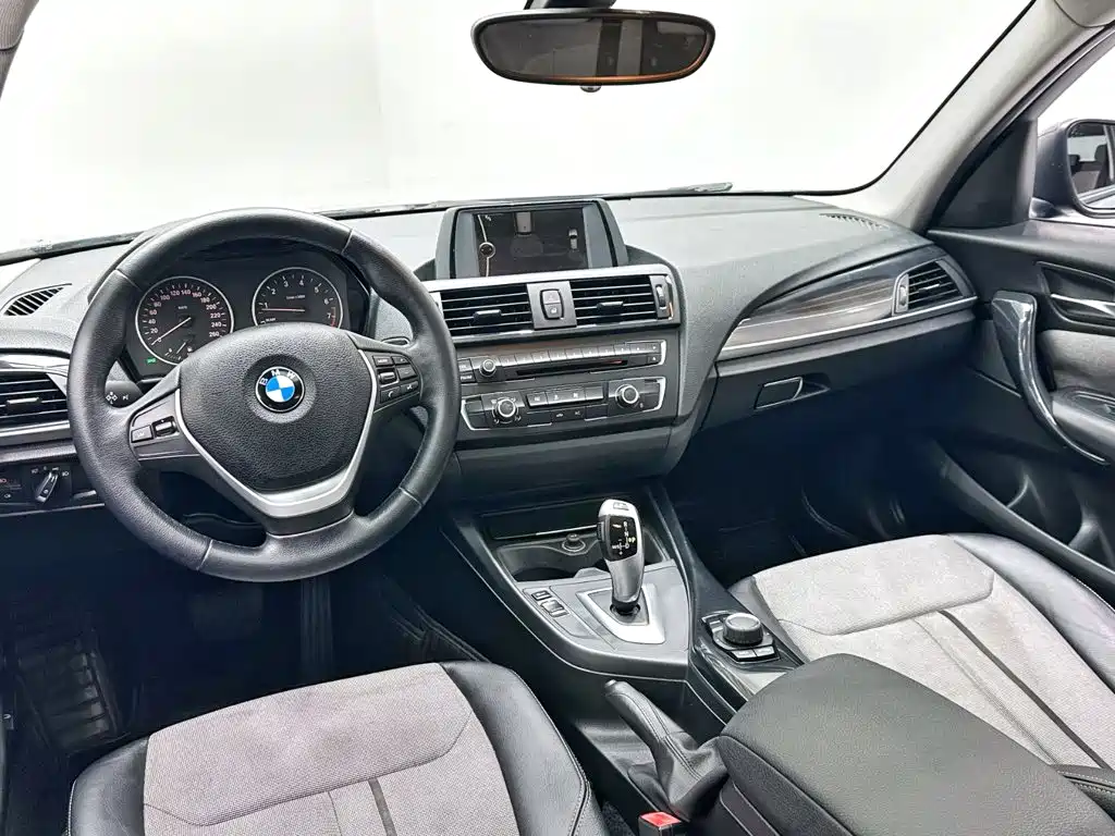 BMW 1 Series (Import) — миниатюра 8