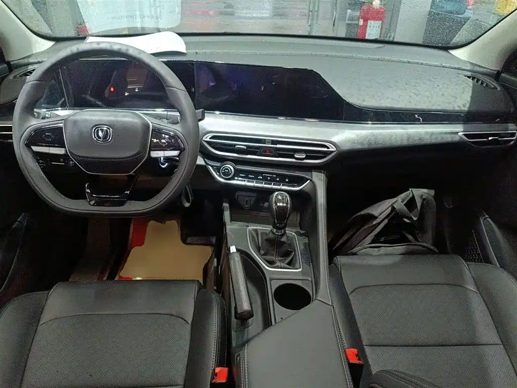 Changan Eado 2025 PLUS 1.5L MT Luxury