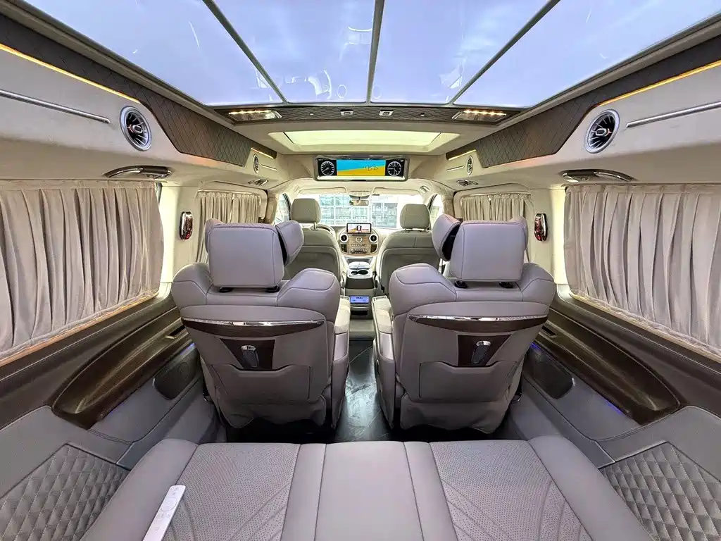Mercedes-Benz Vito — миниатюра 17
