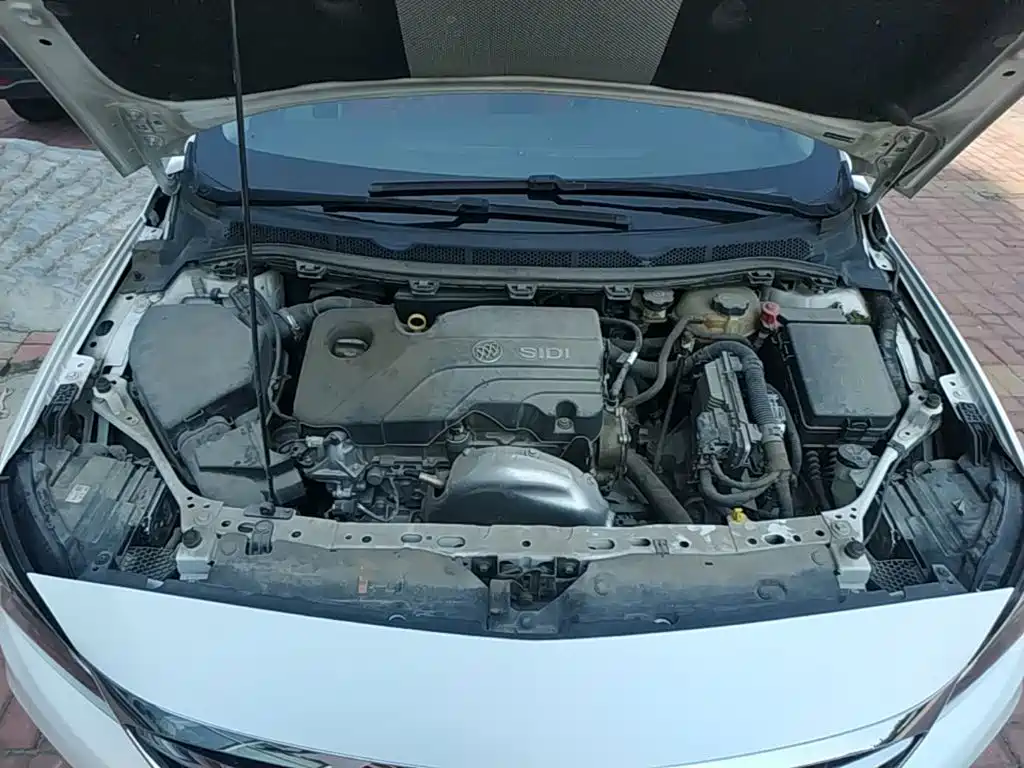 Buick Verano — миниатюра 20