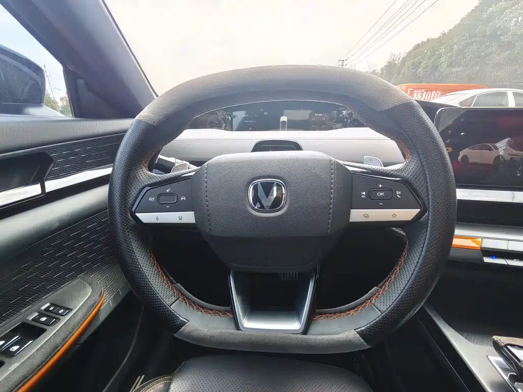 Changan UNI-V — миниатюра 11
