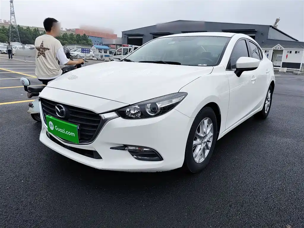 Mazda 3 Axela 2018