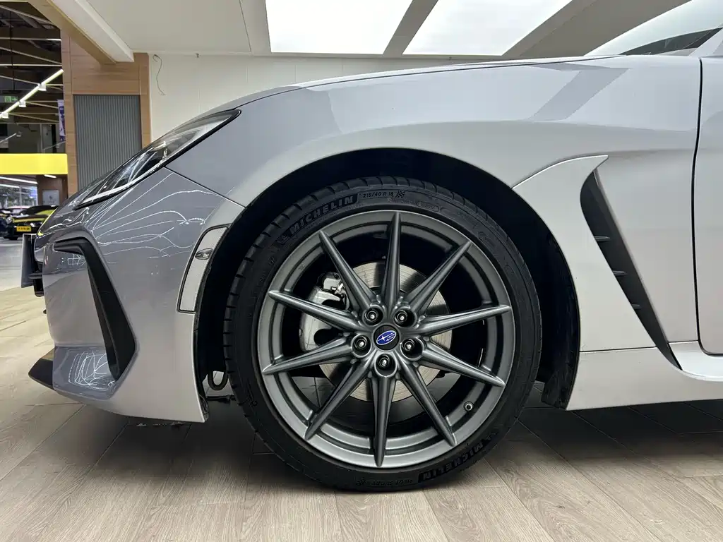 SUBARU BRZ