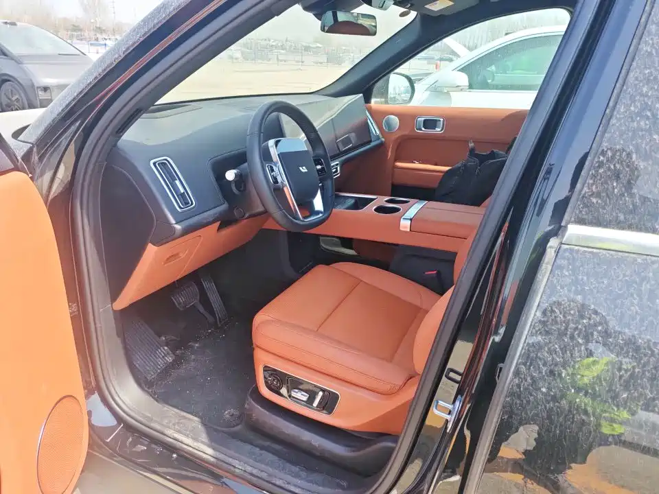 Li Auto L8 2024 Pro