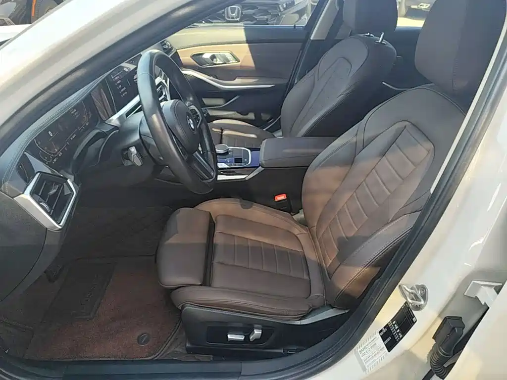BMW 3 Series — миниатюра 15