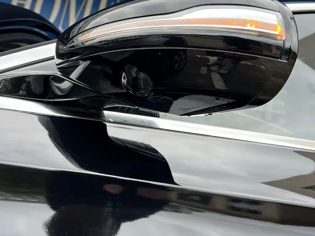 Mercedes-Benz E-Class — миниатюра 29