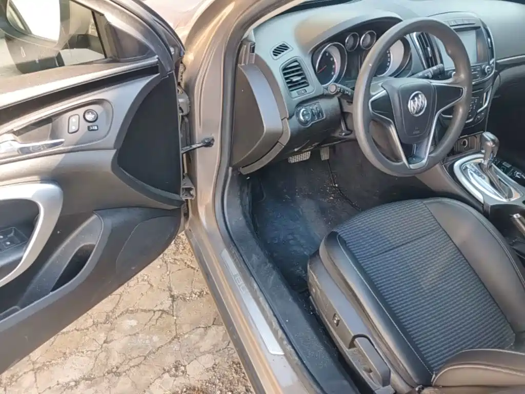 Buick Regal — миниатюра 16