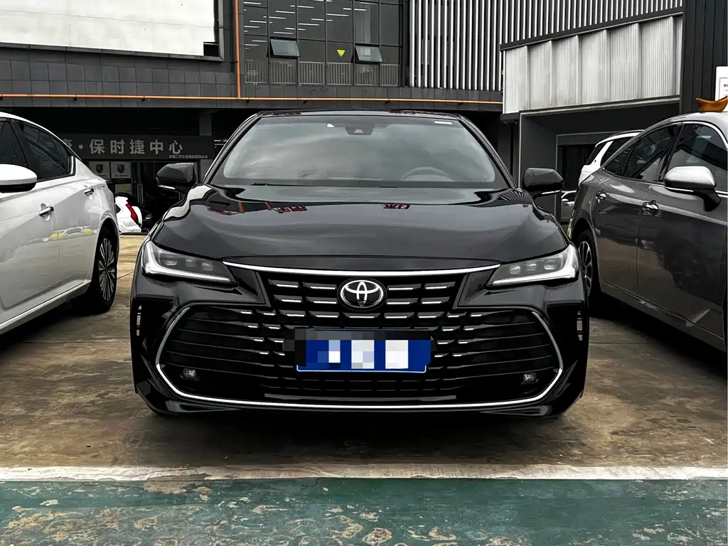 Toyota Avalon — миниатюра 2