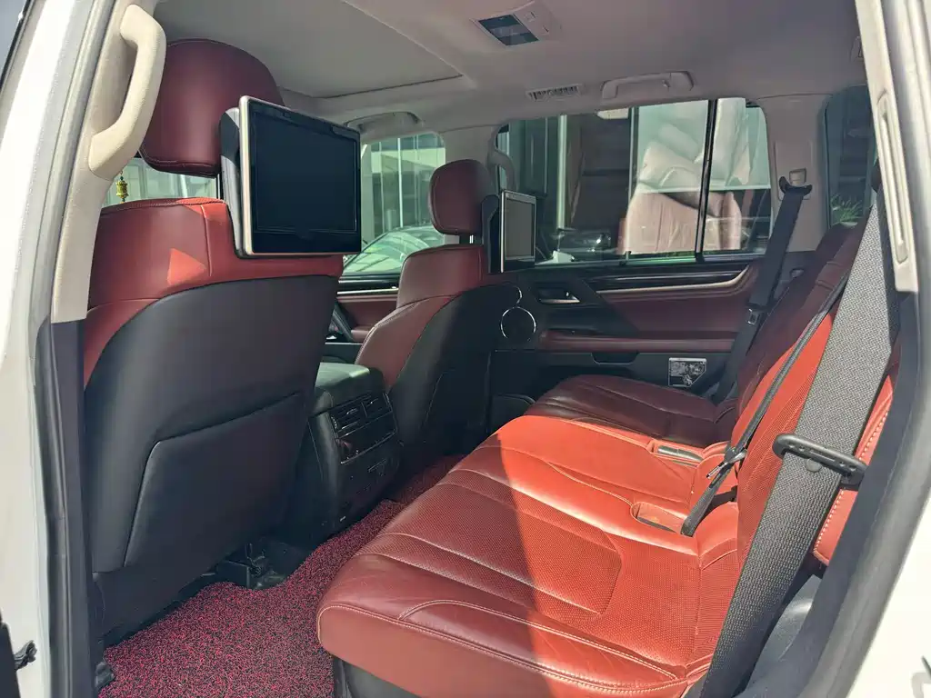 Lexus LX 2017 570 Luxury