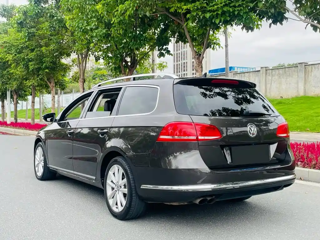 Volkswagen Magotan (Import) — миниатюра 9