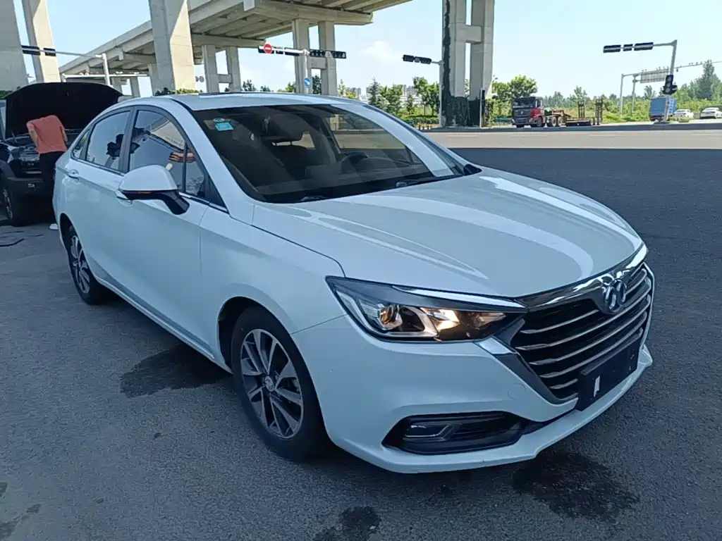 BAIC Senova D50 — миниатюра 4