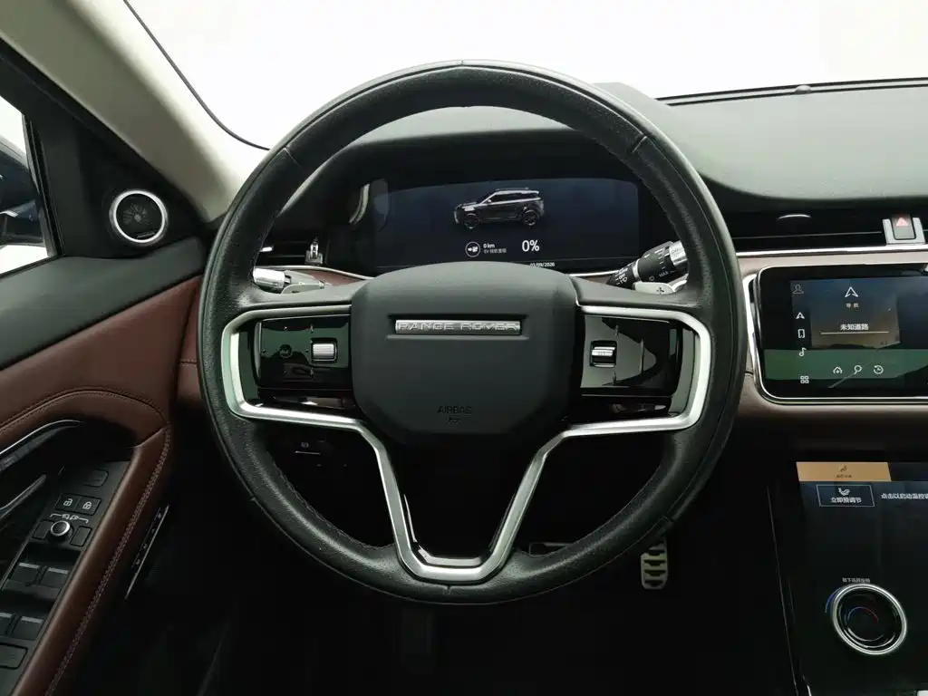 Land Rover Evoque PHEV — миниатюра 11