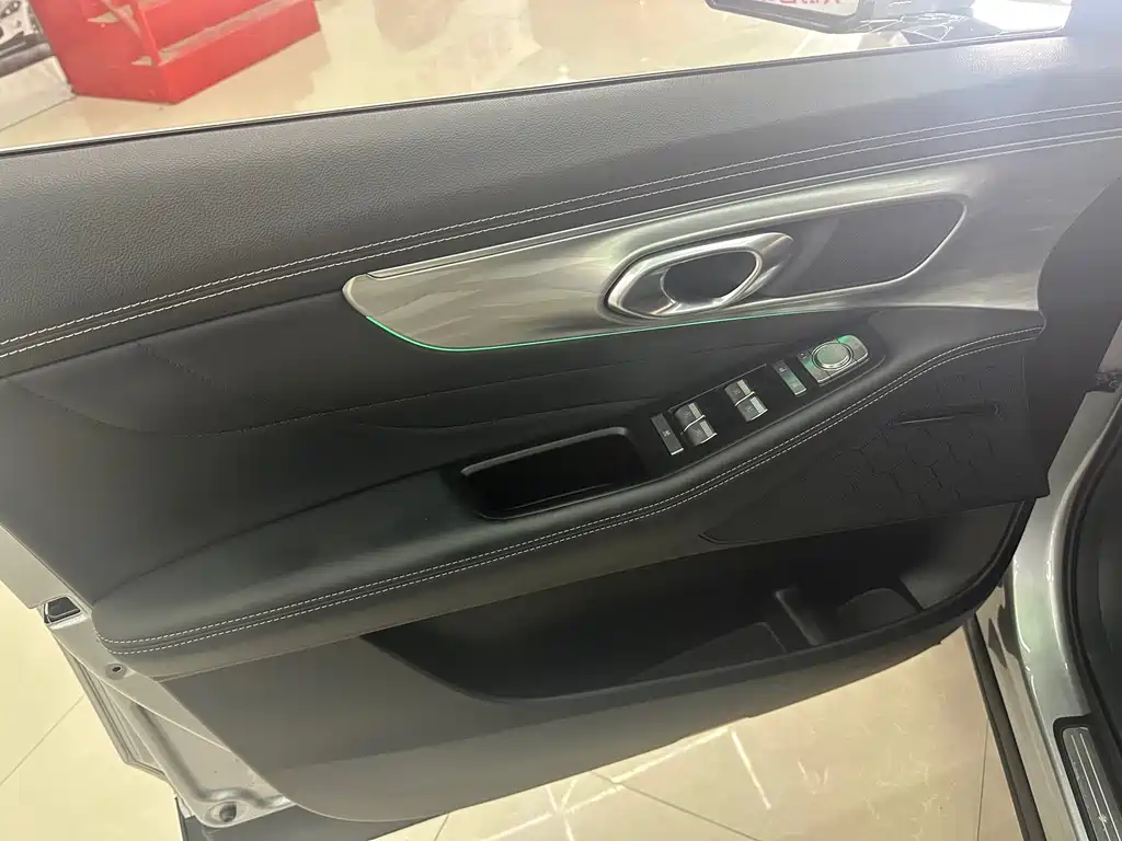 GAC Motor Trumpchi GS8 — миниатюра 11