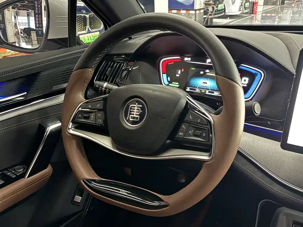 BYD Tang New Energy — миниатюра 10