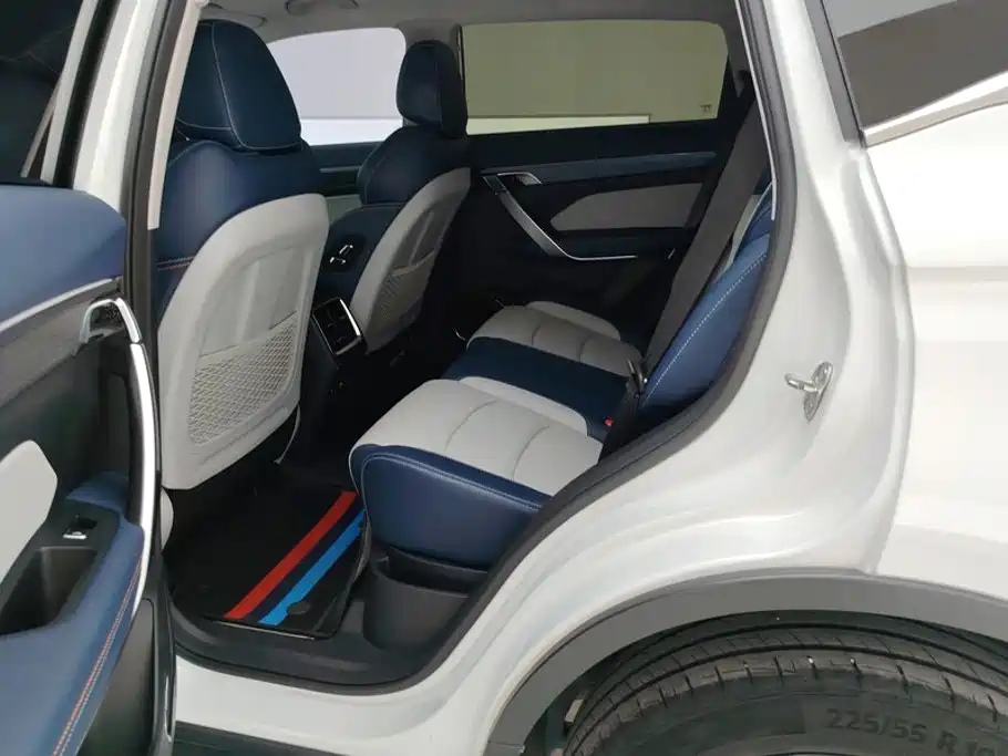 Geely Boyue — миниатюра 11