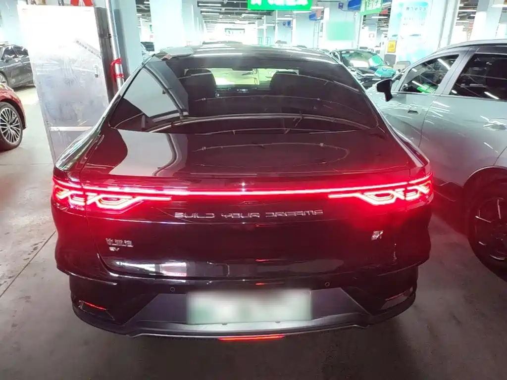 BYD Han — миниатюра 6