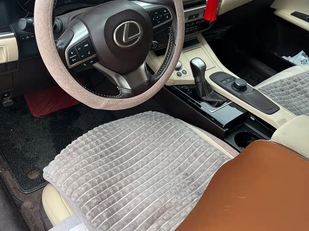Lexus ES — миниатюра 28