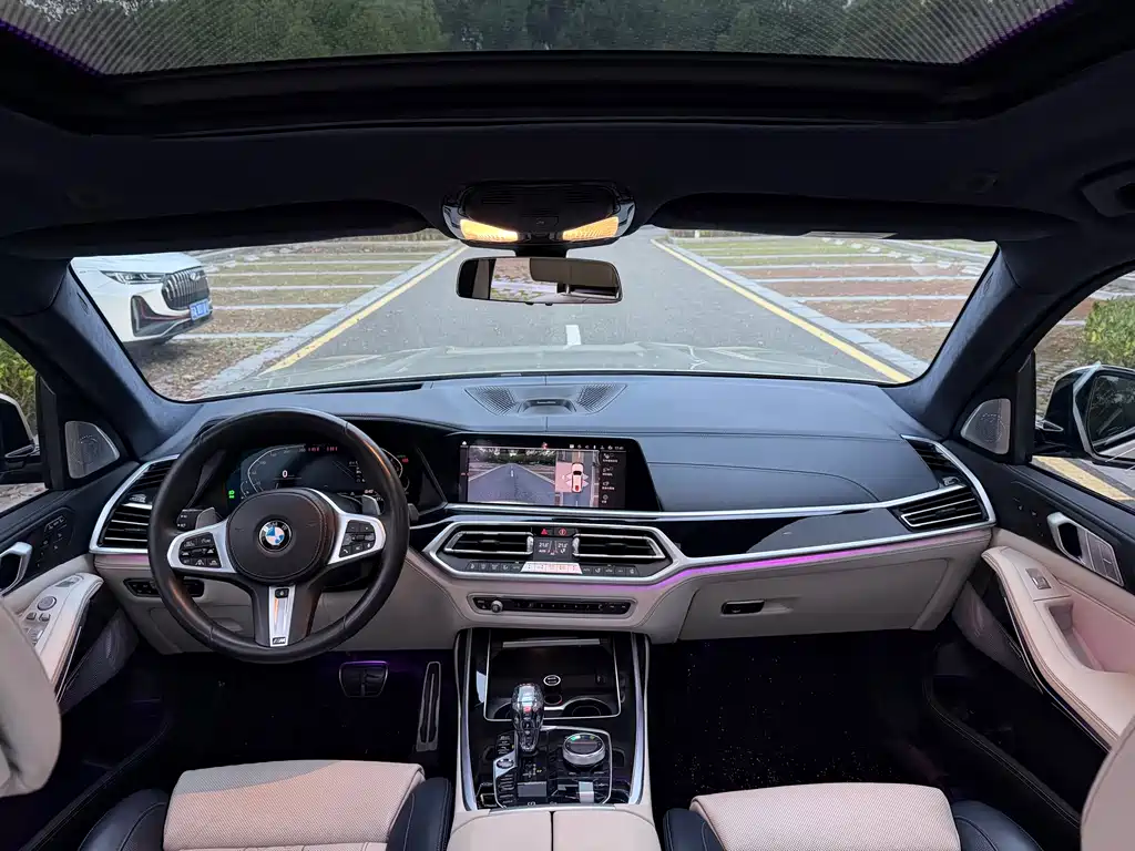 BMW X7 — миниатюра 12