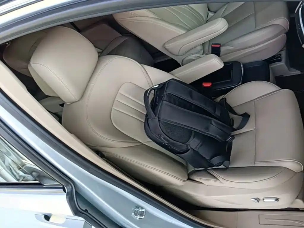 Buick GL8 Hybrid — миниатюра 25
