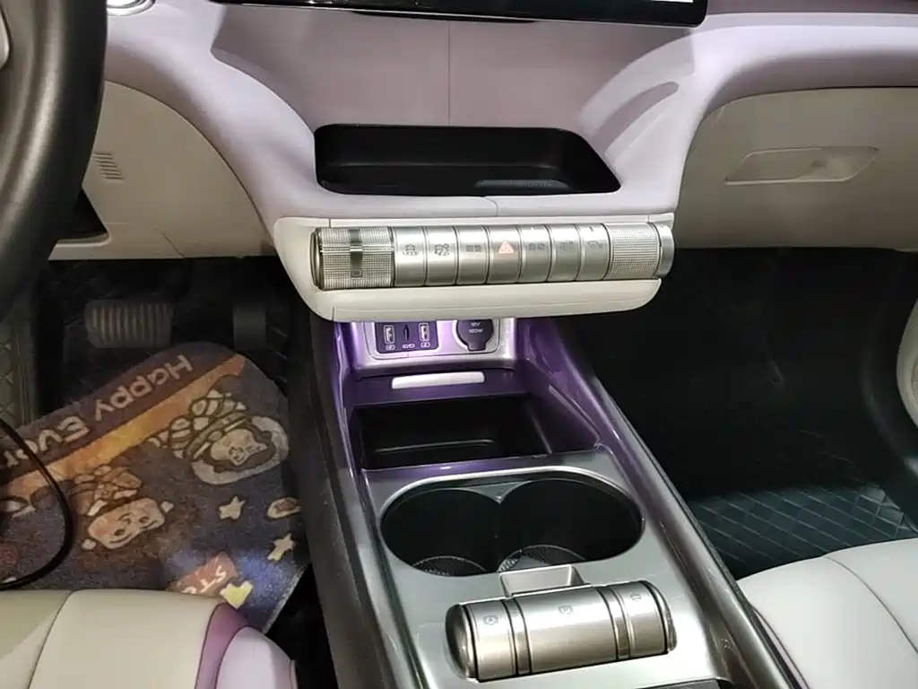 BYD Dolphin — миниатюра 14