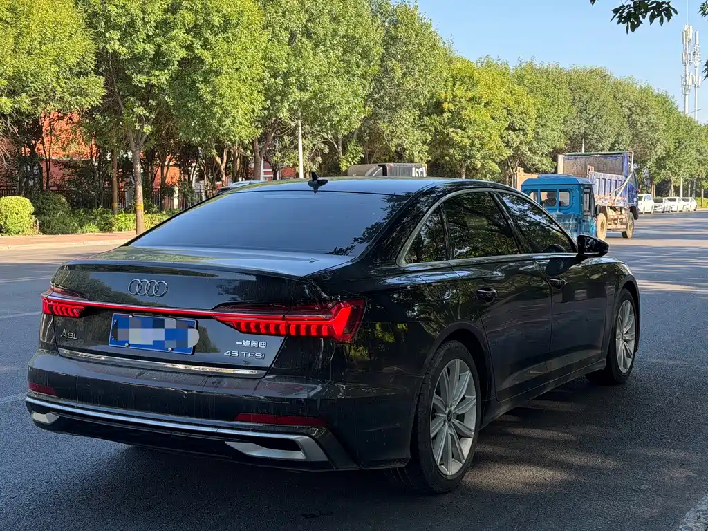 Audi A6L — миниатюра 4