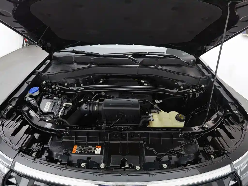 Ford Explorer — миниатюра 6