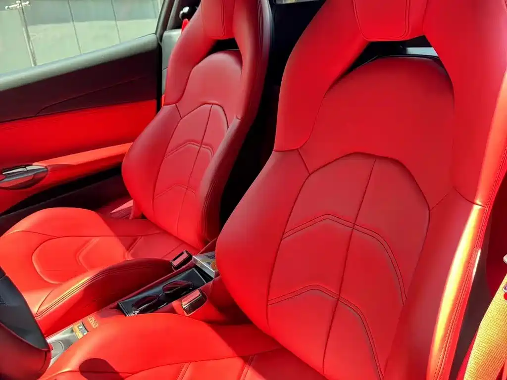Ferrari 488 — миниатюра 6