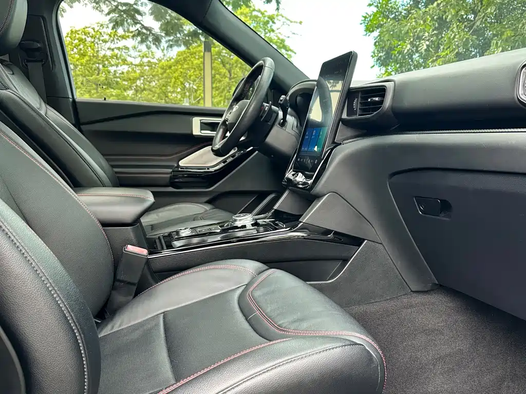 Ford Explorer — миниатюра 14