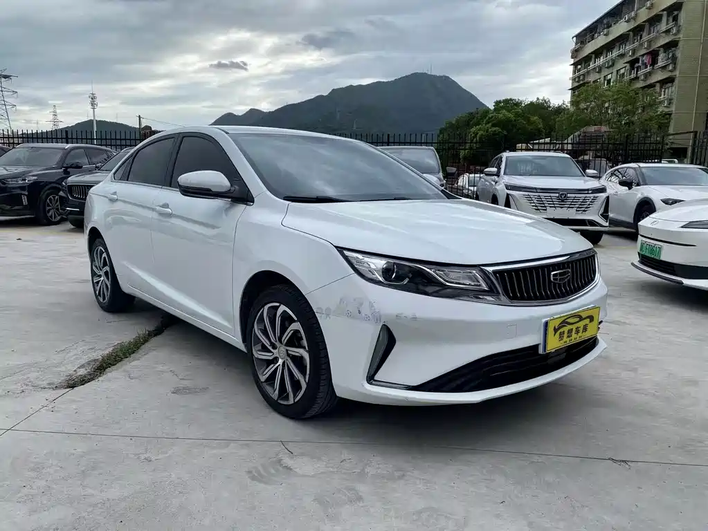 Geely Emgrand GL — миниатюра 2