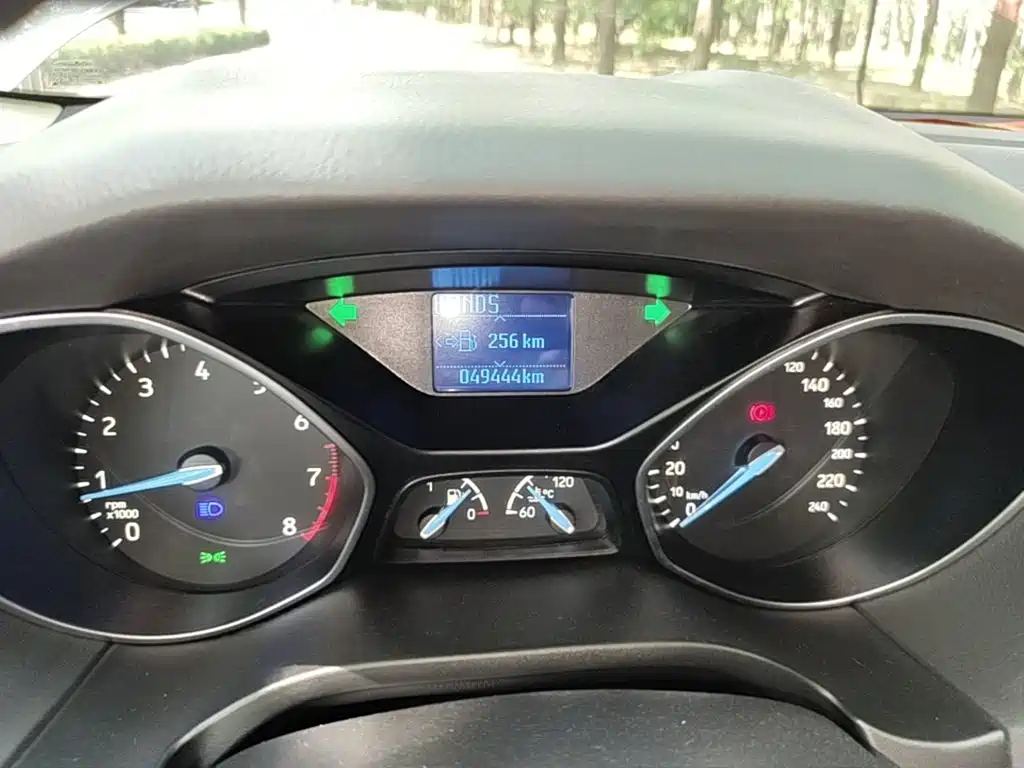 Ford Focus — миниатюра 12