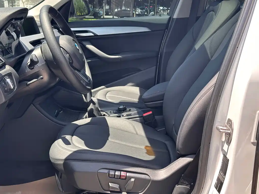 BMW X1 2016 sDrive18Li Fashion