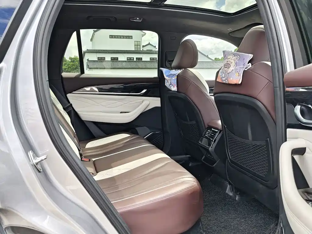 Geely Xingyue L — миниатюра 15