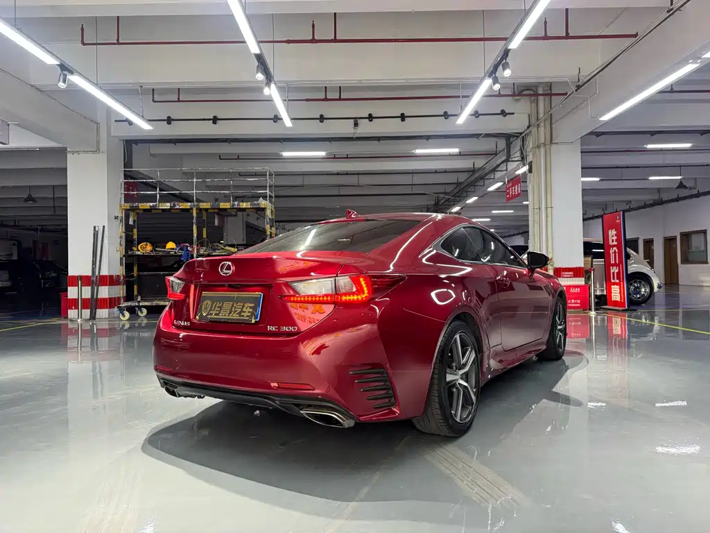 Lexus RC 2018 RC 300