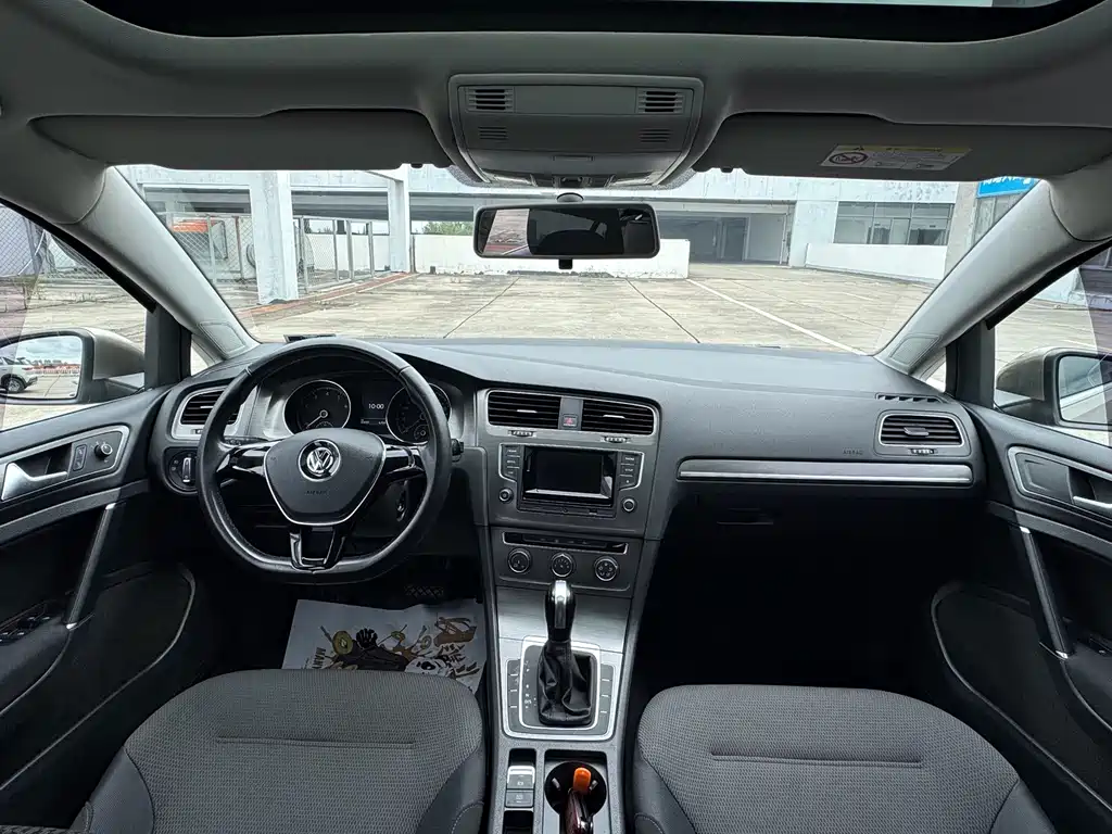 Volkswagen Golf — миниатюра 11